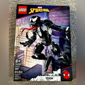 RETIRED VENOM LEGO SET #76230